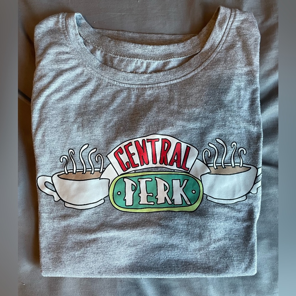 Central Perk Tee - Picture 3 of 3
